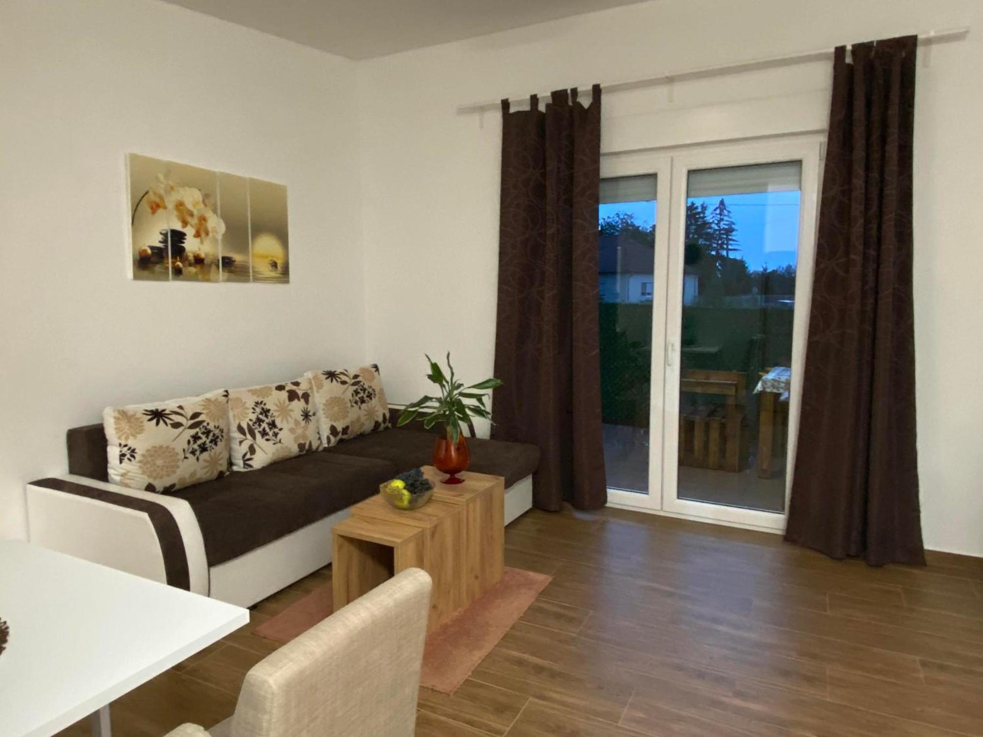 Aparthotel Filigran Palić Esterno foto